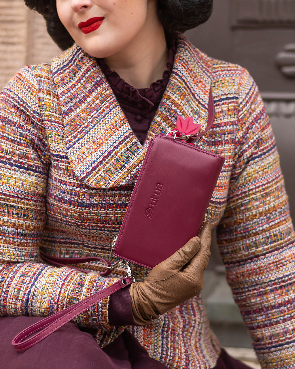 Leather phone wallet, beige