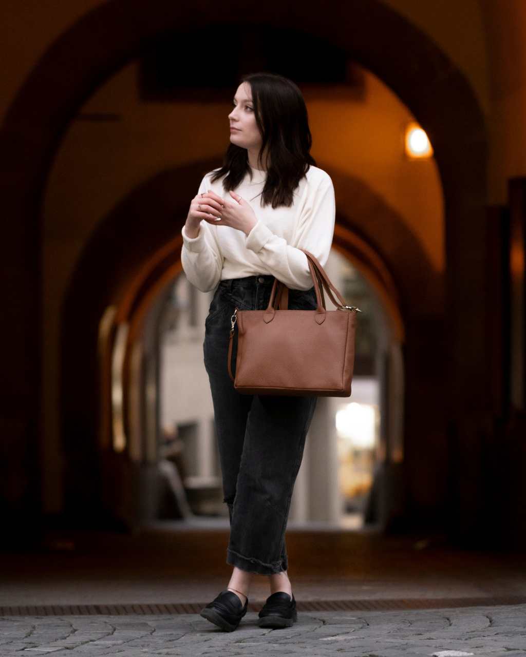 Laadukas kasilaukku Utua Selene Exclusive musta