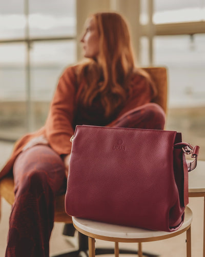 utua ingrid käsilaukku kuvavideo musta