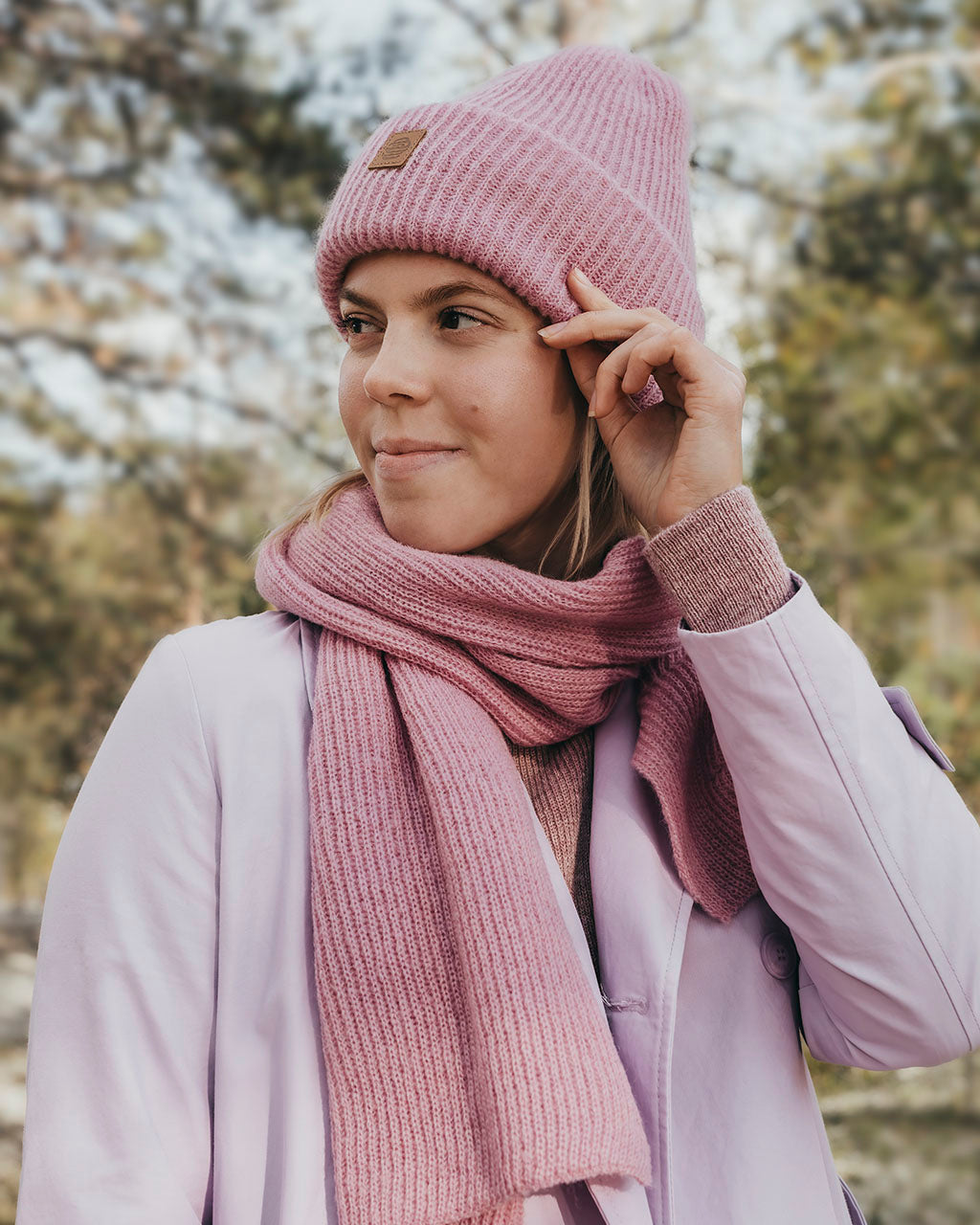 utua-mohair-vaaleanpunainen-pipot-ja-huivit