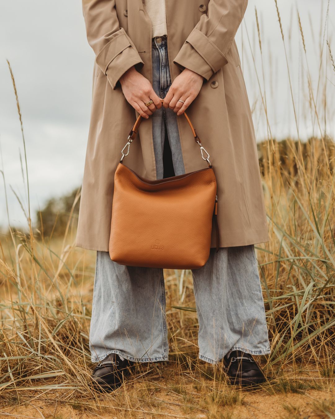 utua ruskea martioitu borealis kasilaukku